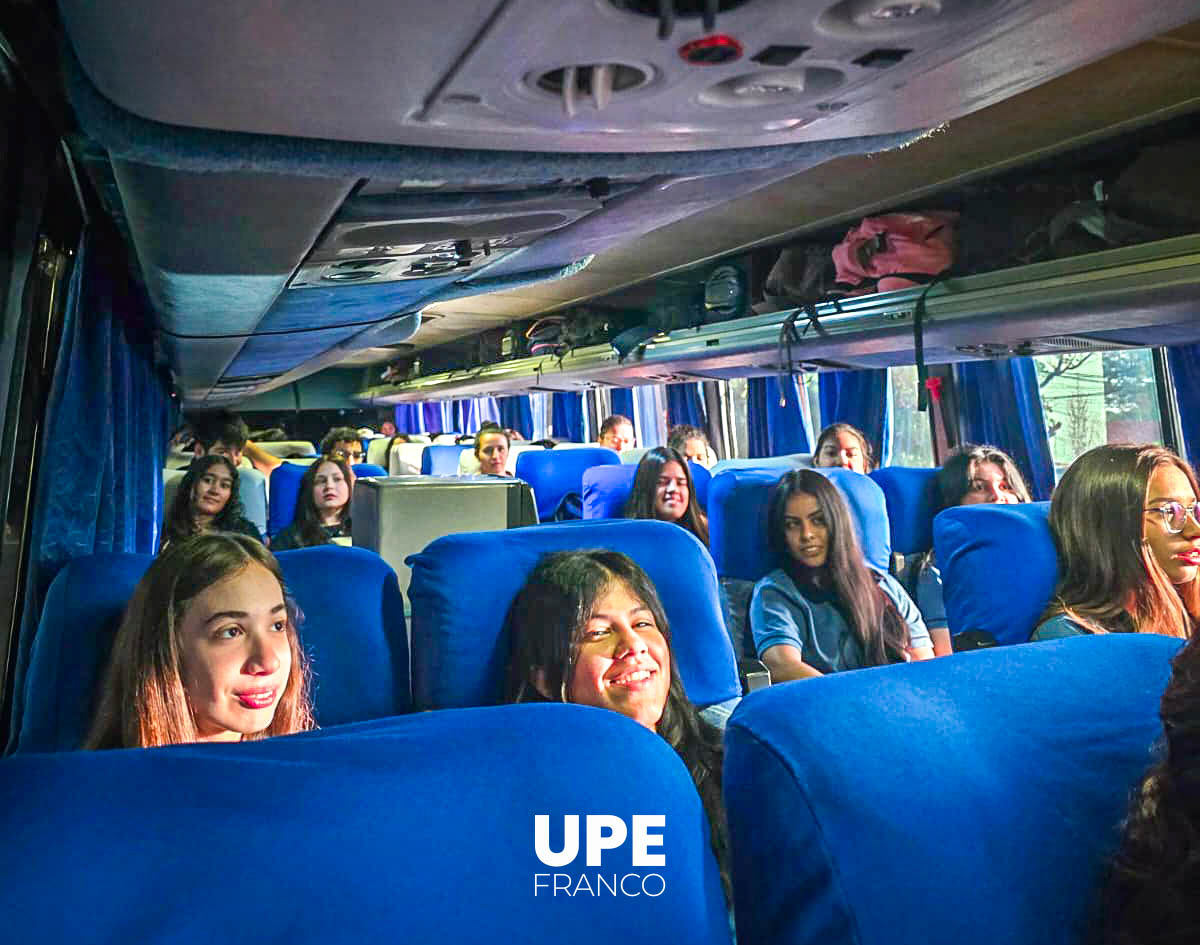 Estudiantes de Veterinaria realizan visita técnica a granja de Mallorquín